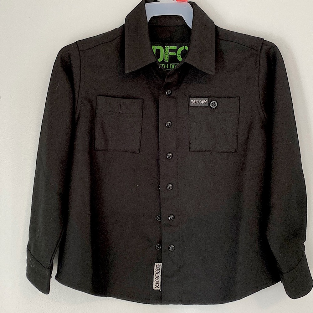 NWOT kids DIXXON shirt